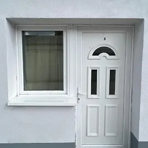Jo Minosegu Lakasok Kivalo Kozlekedes Mellett Apartment Budapest